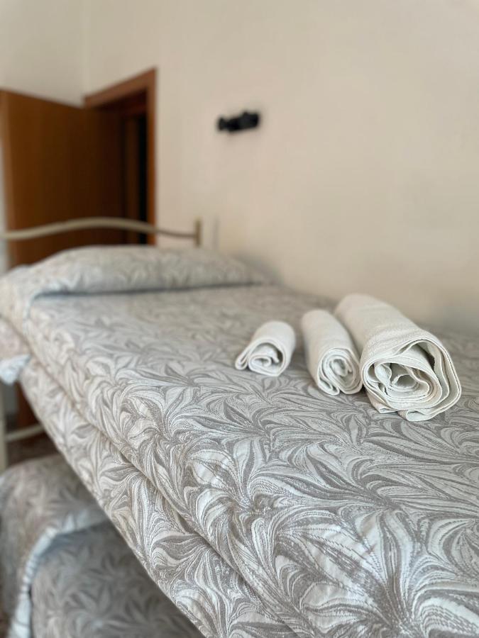 Hotel Alex Rimini Esterno foto